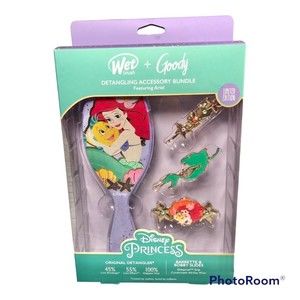 The Wet Brush little mermaid Ariel kit brush W barrettes.  d7